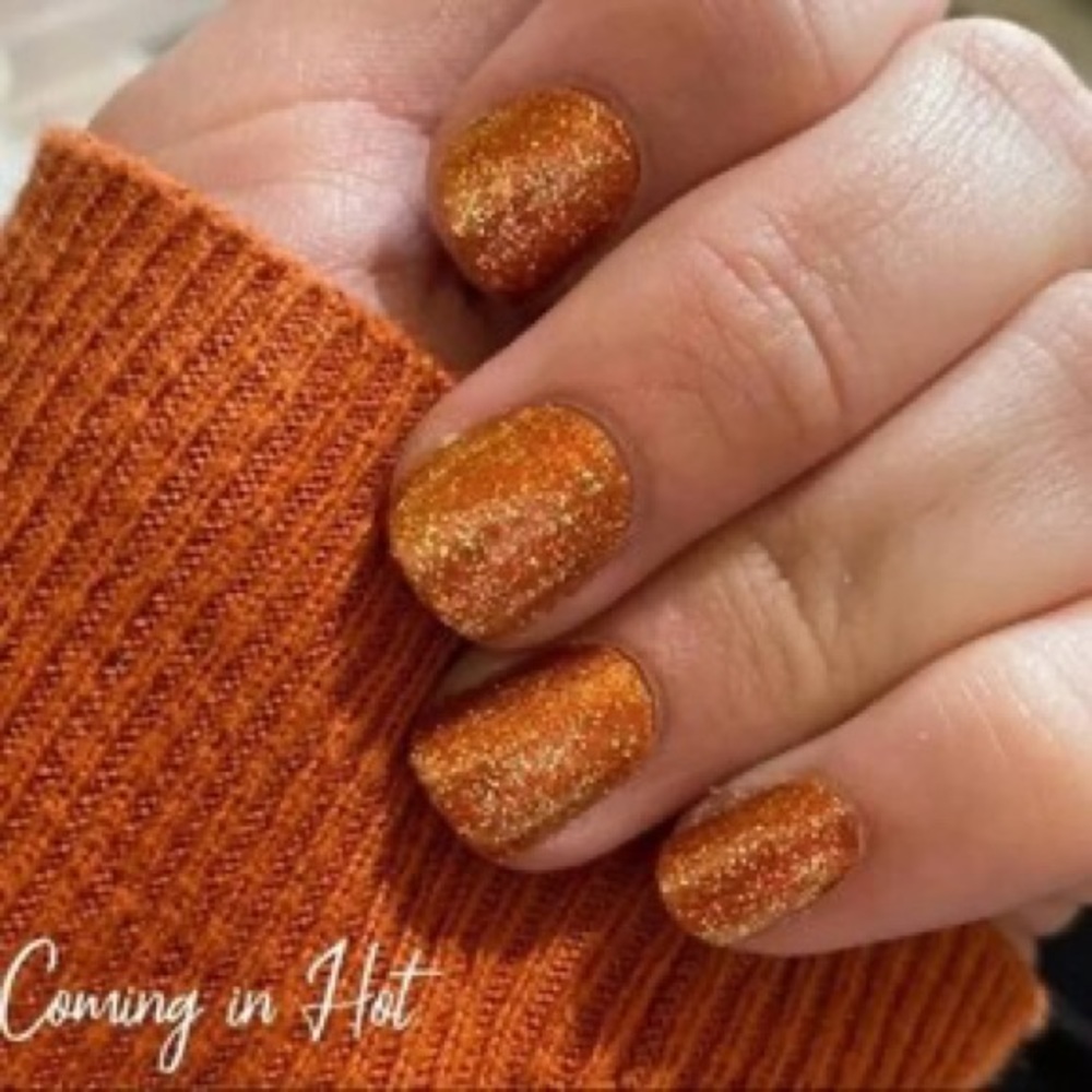 NEW Color Street 100% Real Nail Polish Strips- Coming in Hot
